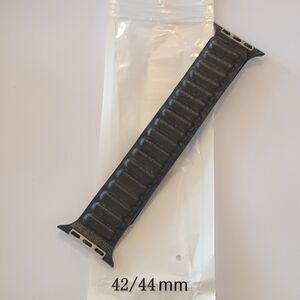 42/44mm Replacement Reversible Magnetic Watch Band Black/Brown